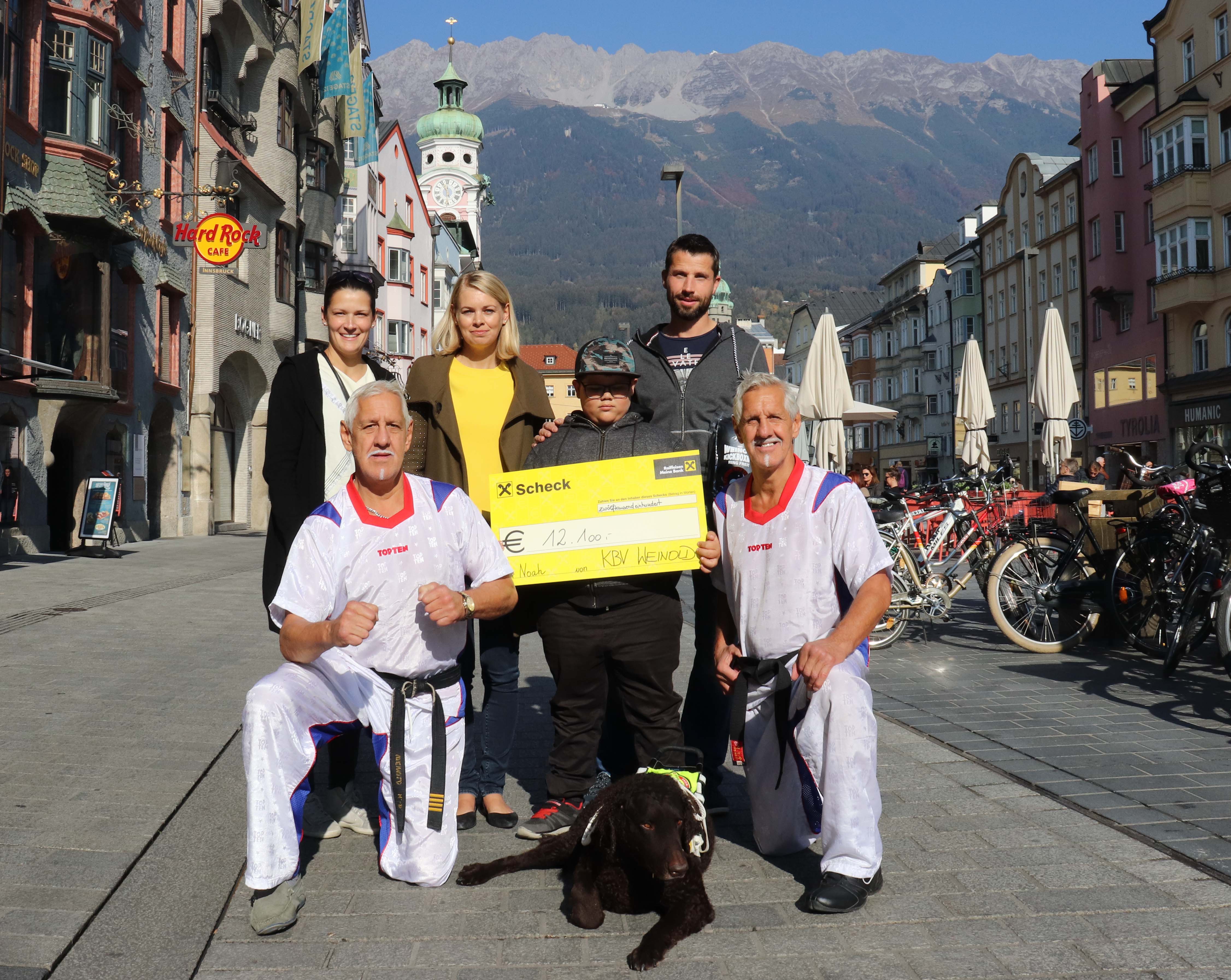 181025_Therapiehund Benefiz Weinold_1775.jpg